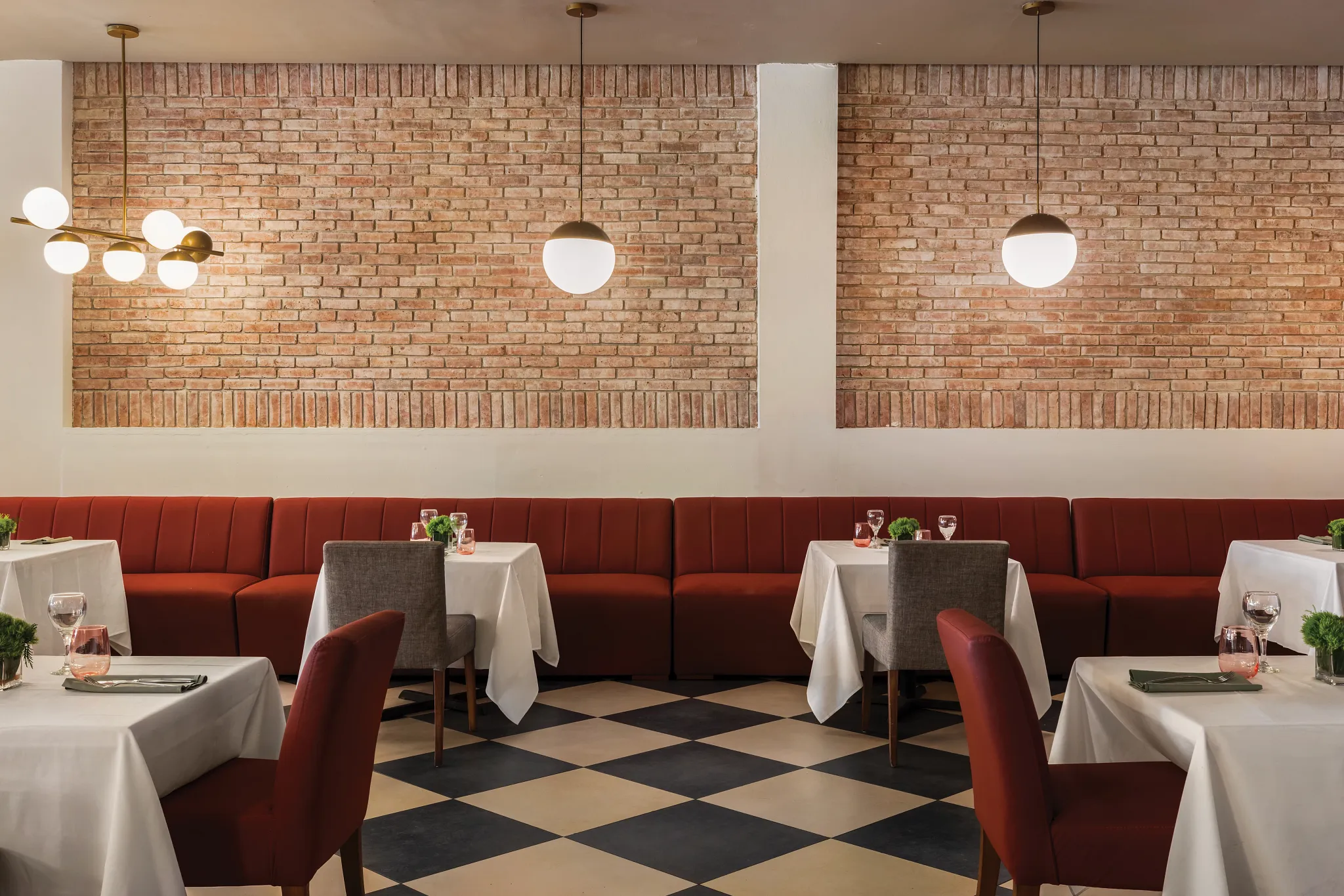 Azzurri restaurant at Dreams La Romana Resort & Spa featuring elegant Italian-inspired décor and upscale resort dining ambiance.
